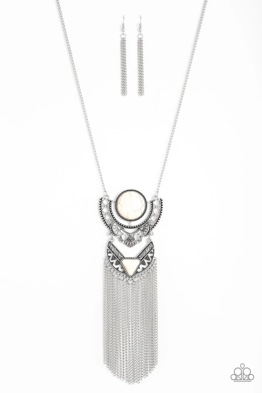 Paparazzi Accessories  - Spirit Trek #N906 Peg - White Necklace