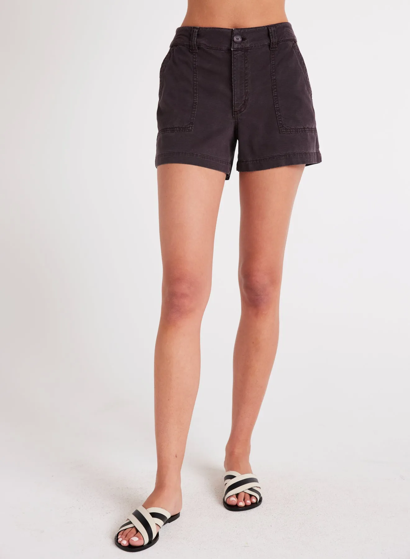 Poppy Voyage Pocket Short - Black Smoke