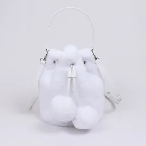 snowball. fur shoulder bag.