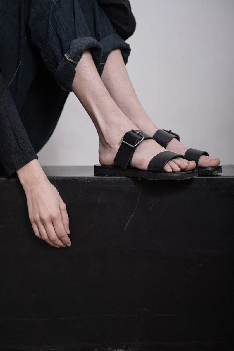 Tagliovivo | Buckle Sandal | Besondere Damen Sandalen aus Leder in schwarz