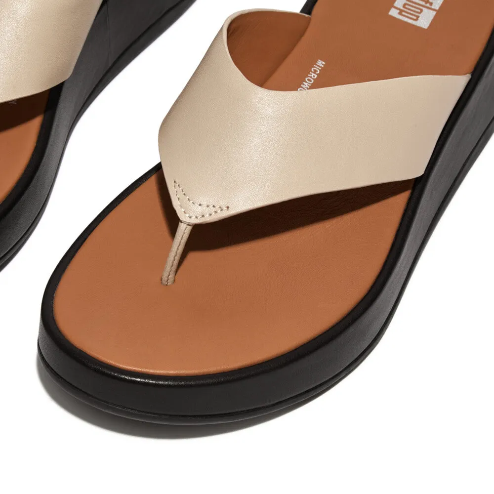 รองเท้าแตะแบบหูหนีบ ผู้หญิง รุ่น F-MODE LEATHER NEW FLATFORM TOE-POST SANDALS